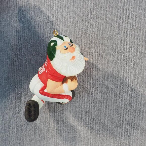 VTG Hallmark Christmas Ornament Touchdown Santa Handcrafted Football Keepsake 80 - Picture 3 of 9